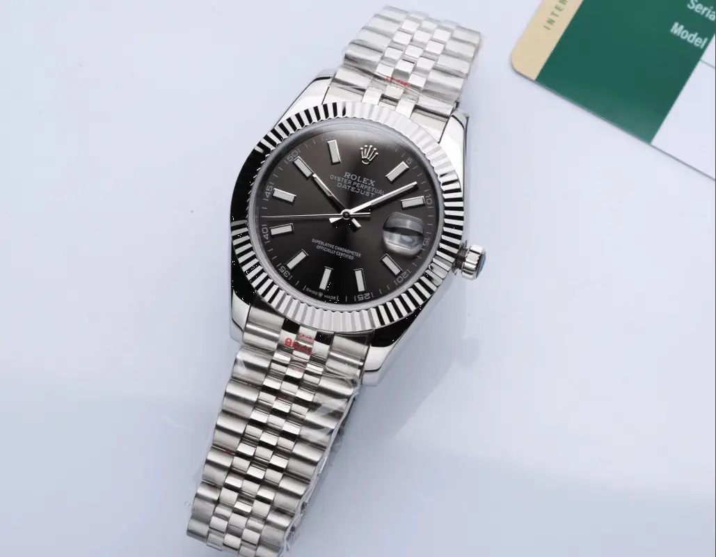 podróbka rolex datejust stalowy z czarną tarczą