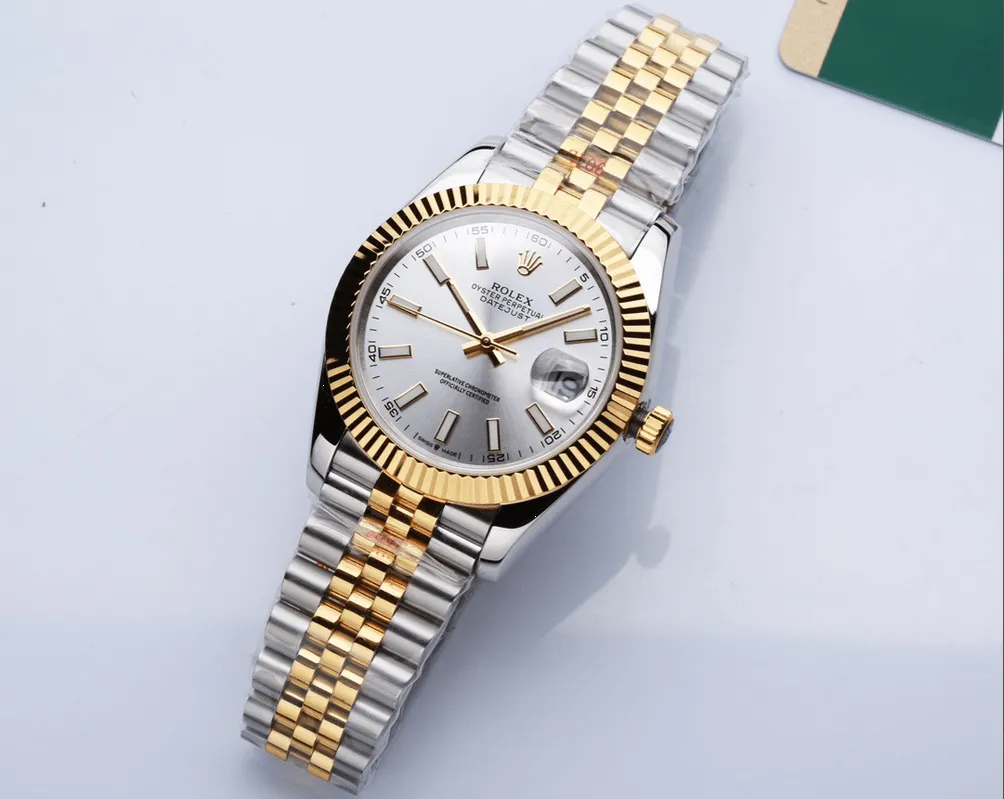 podróbka rolex datejust złote akcenty